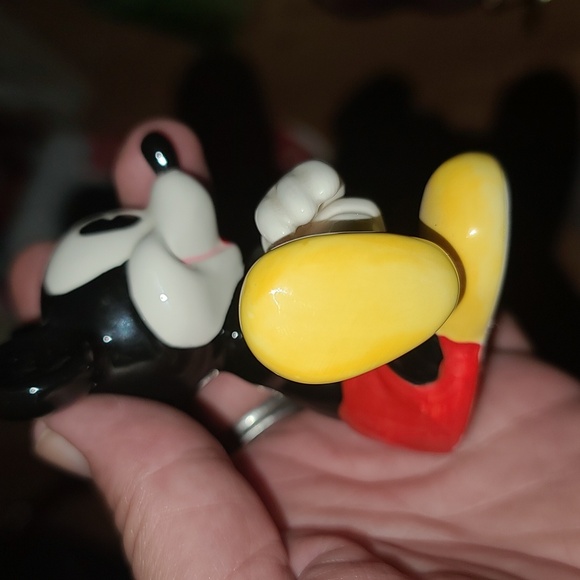 Vintage Disney Mickey Mouse sitting from Malaysia - Picture 6 of 6